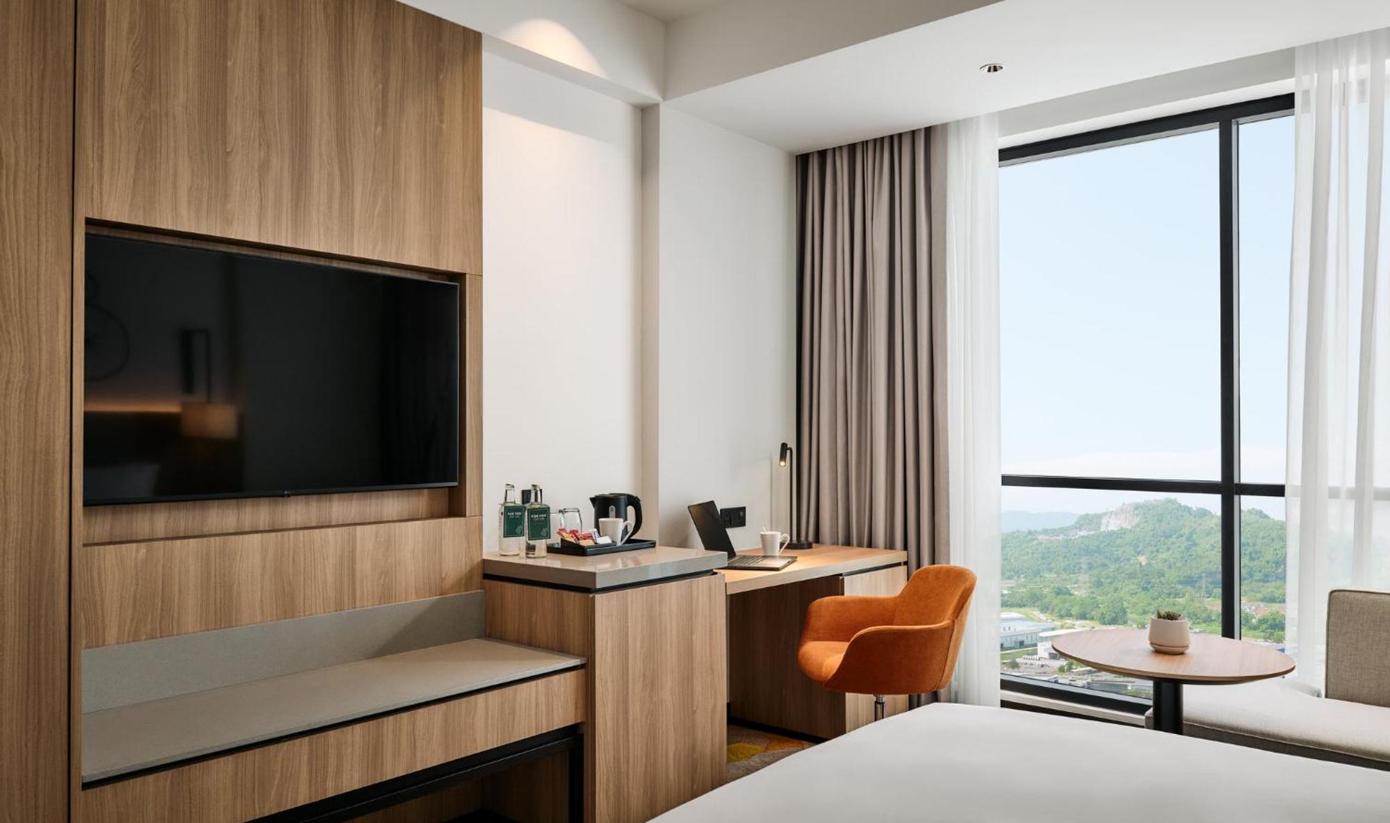 Holiday Inn & Suites Penang Prai By Ihg Bukit Mertajam Exterior foto
